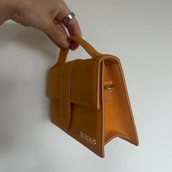 Jacquemus Le Bambino